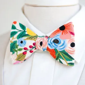 Men's Freestyle Self-Tie Bow Tie / Garden Party In Cream