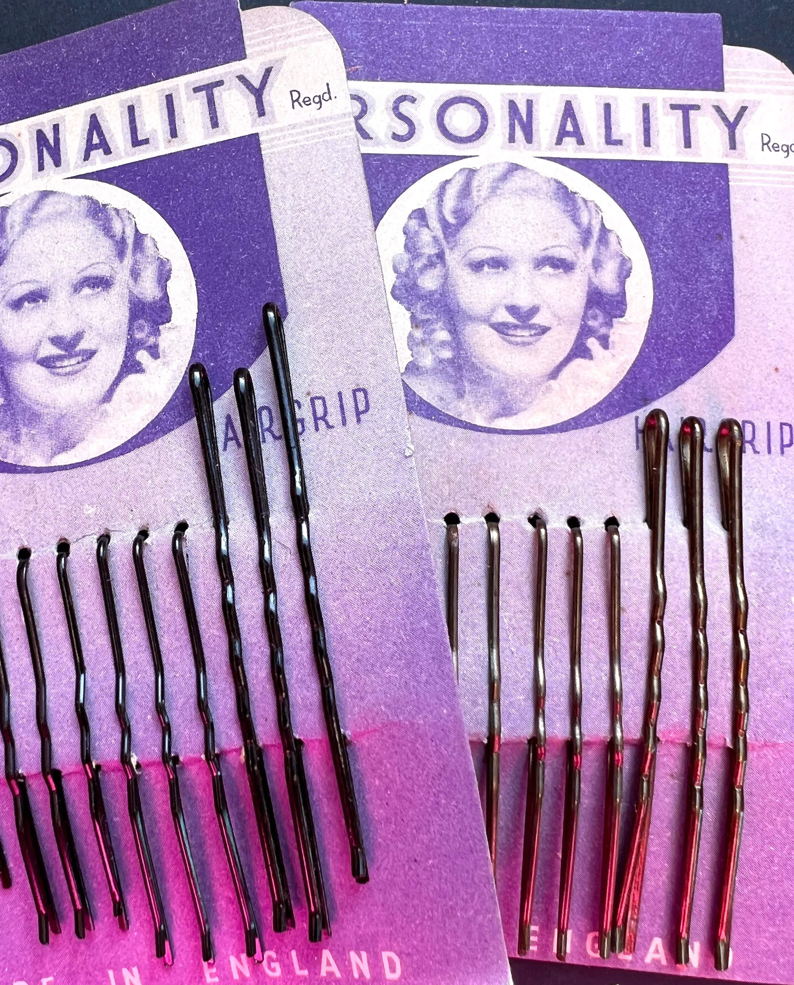 1940s "PERSONALITY "Perfect Grip" Hair Pin Display Card