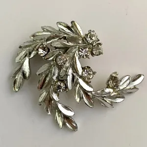 1960s P&L Brooch