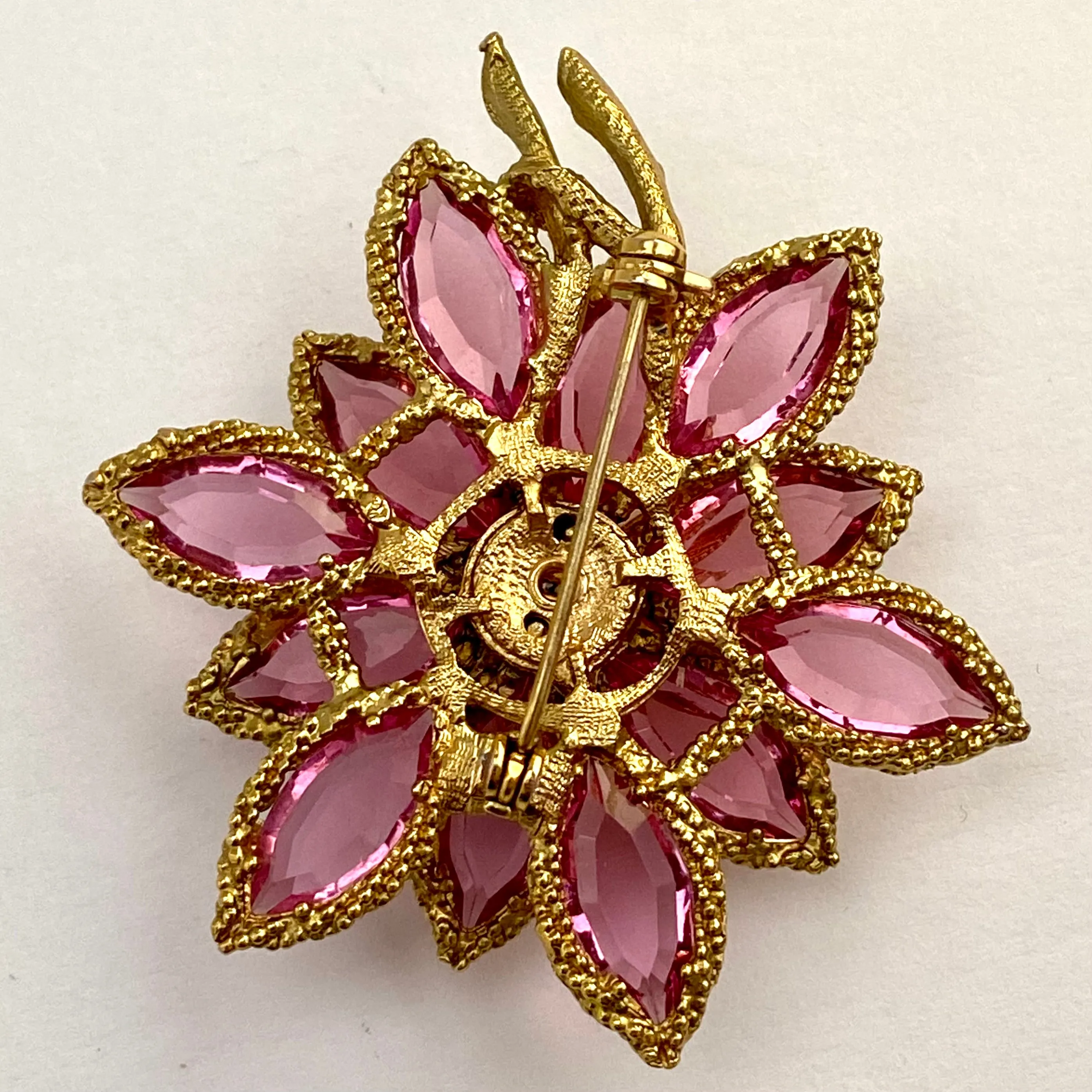 1960s Rhinestone Flower Brooch