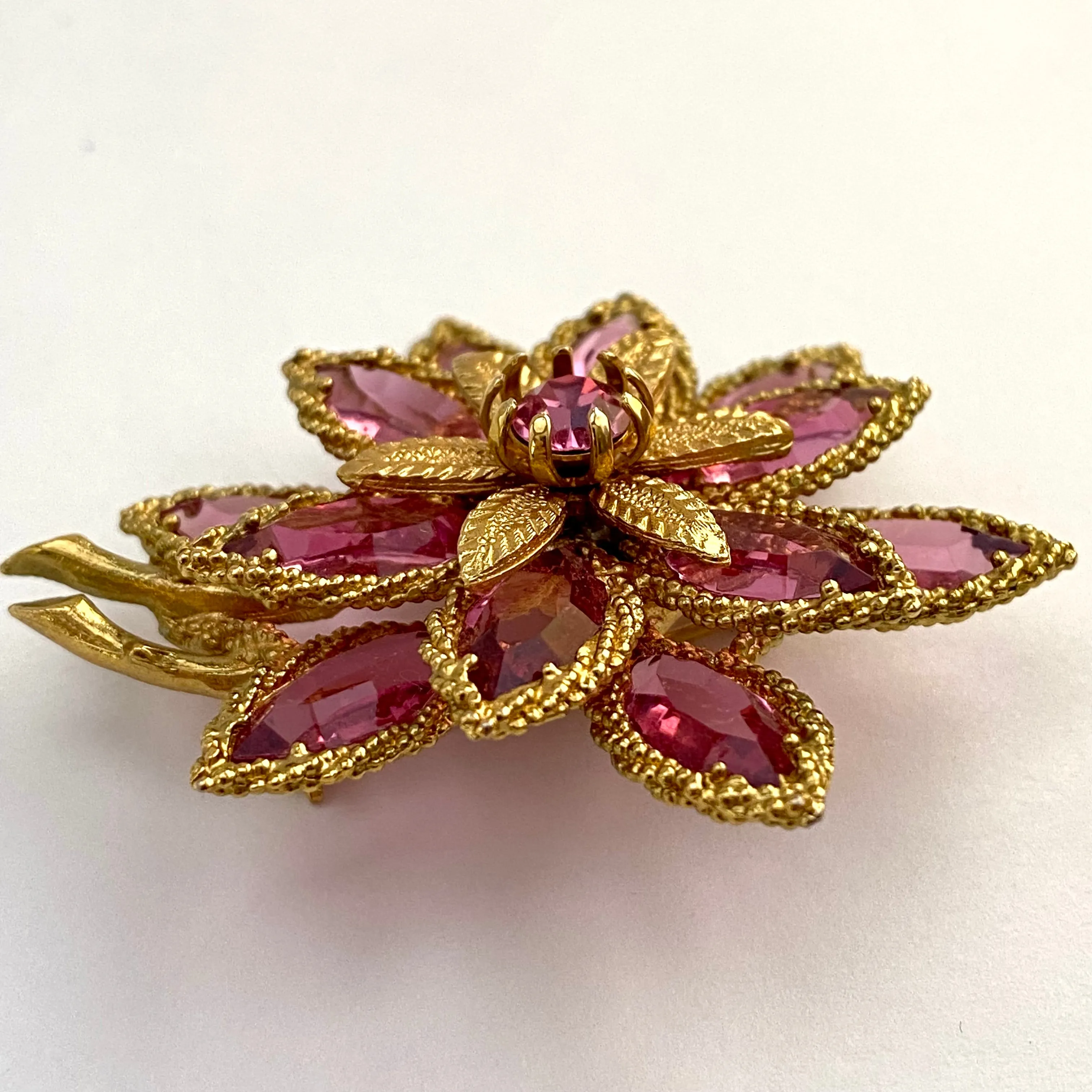 1960s Rhinestone Flower Brooch