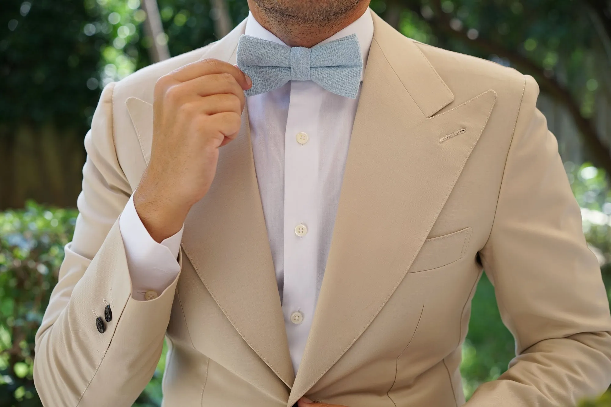 Argentinian Ice Blue Linen Bow Tie