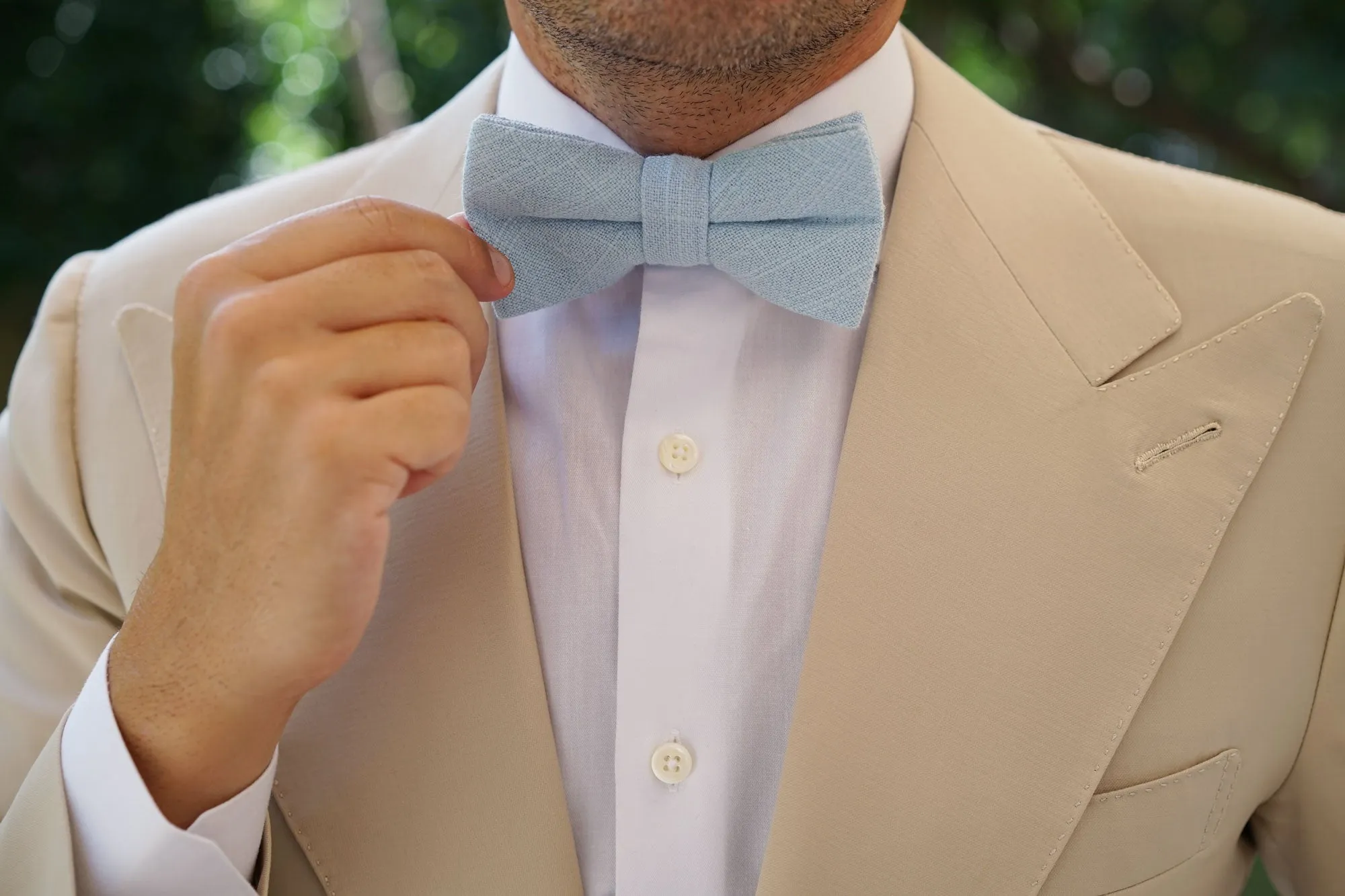 Argentinian Ice Blue Linen Bow Tie