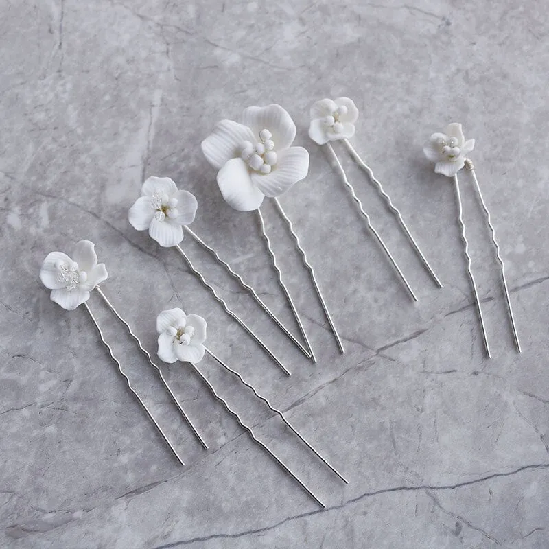 Aveira Hair Pins