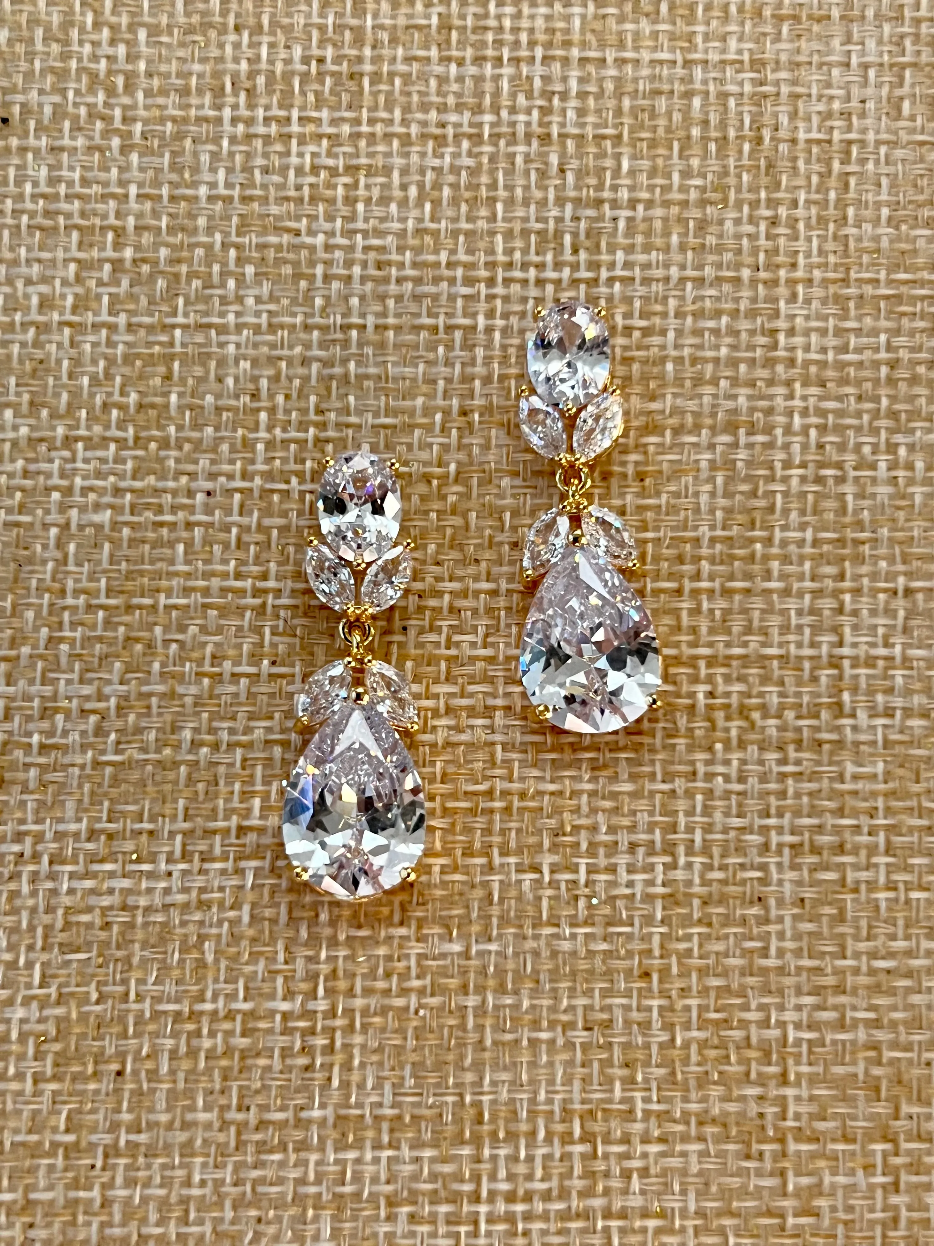 Bridal Earrings, Swarovski and Zirconia Earring for Wedding & Quince