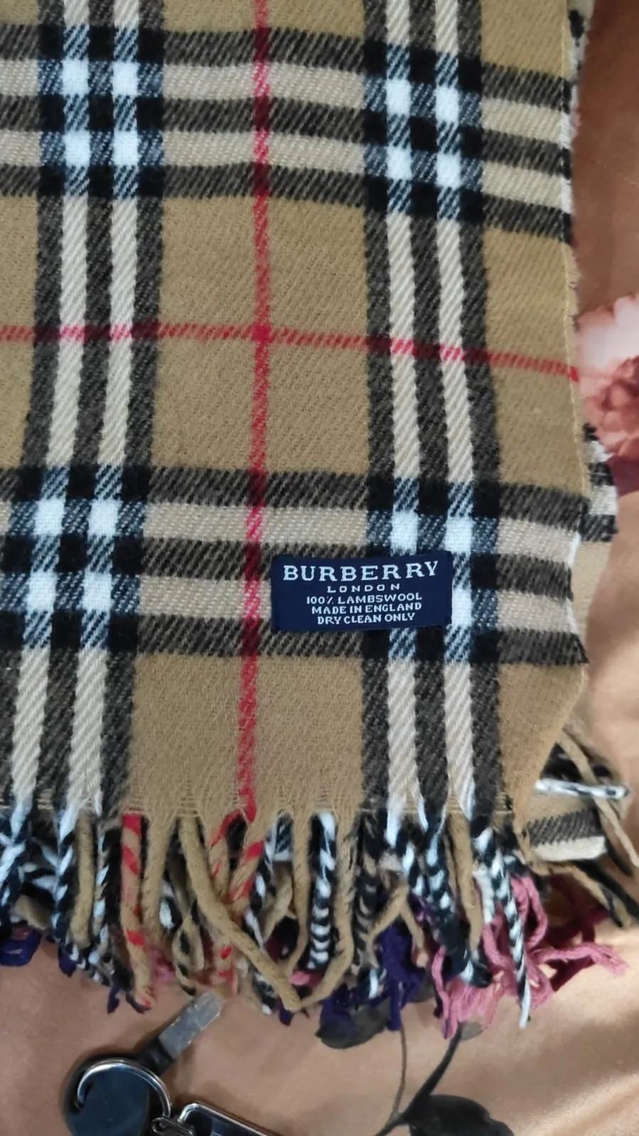 Burberry Scarves 300 pcs