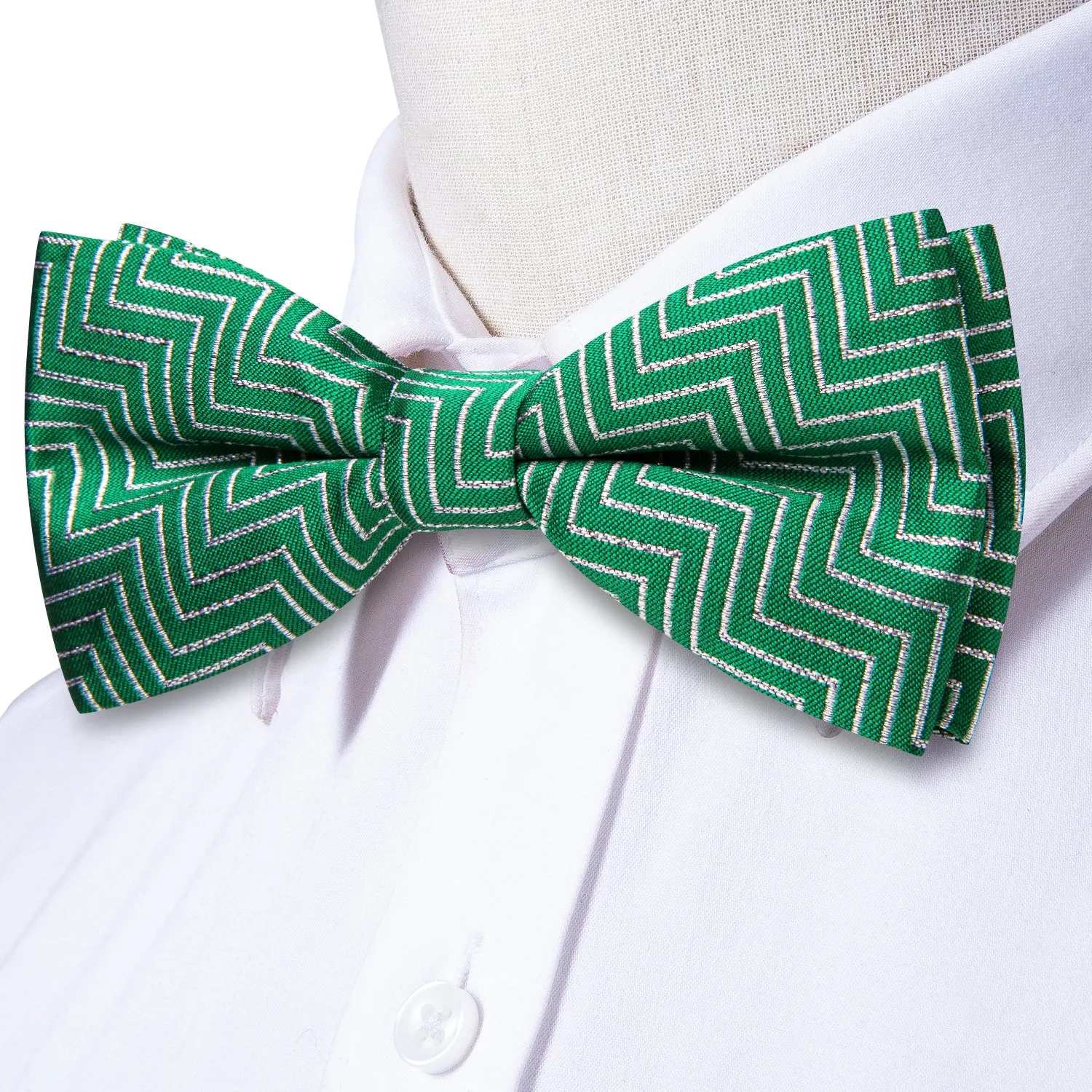 Christmas Green White Novelty Pre-tied Bow Tie Hanky Cufflinks Set