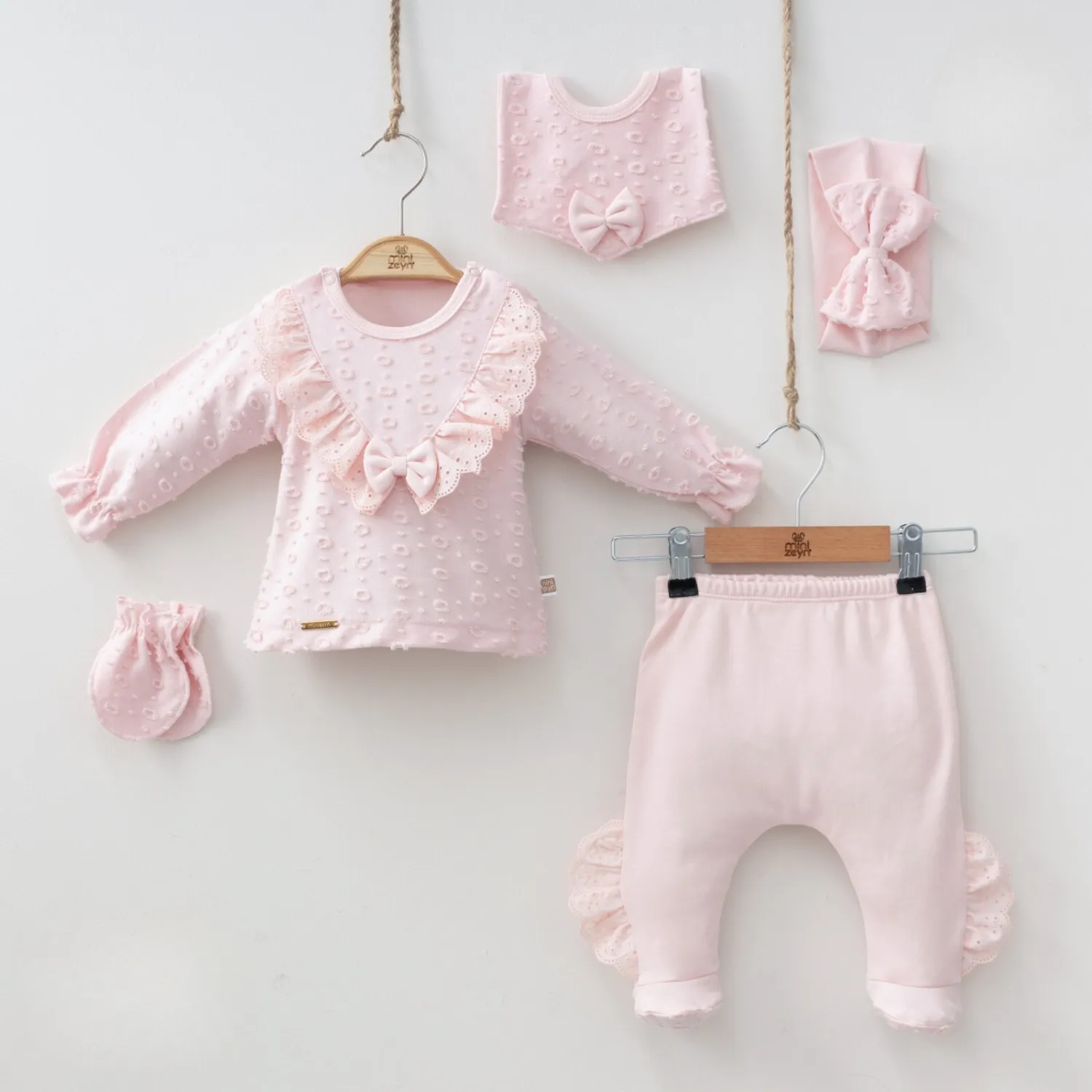 Frilly Girly Newborn 5PC Set