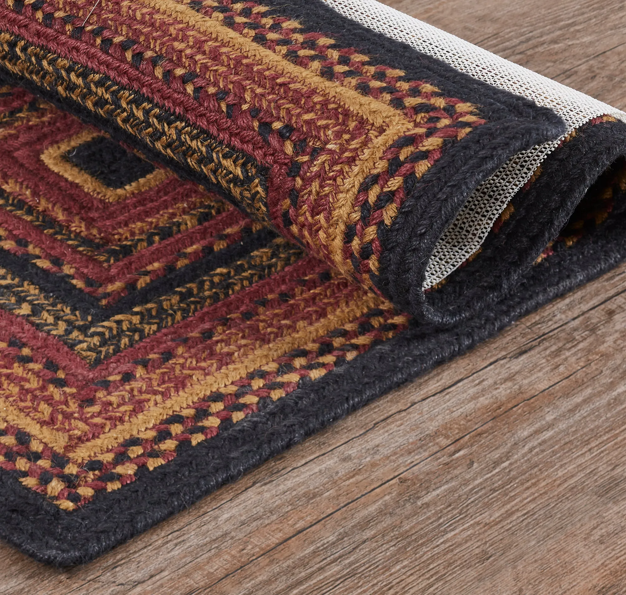 Heritage Farms Rectangle Braided Rug 27x48" - with Pad