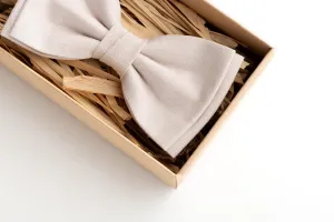 Ivory Pre-Tied Bow Ties for Your Wedding Party - Elevate Your Groomsmen's Style with Linen Elegance