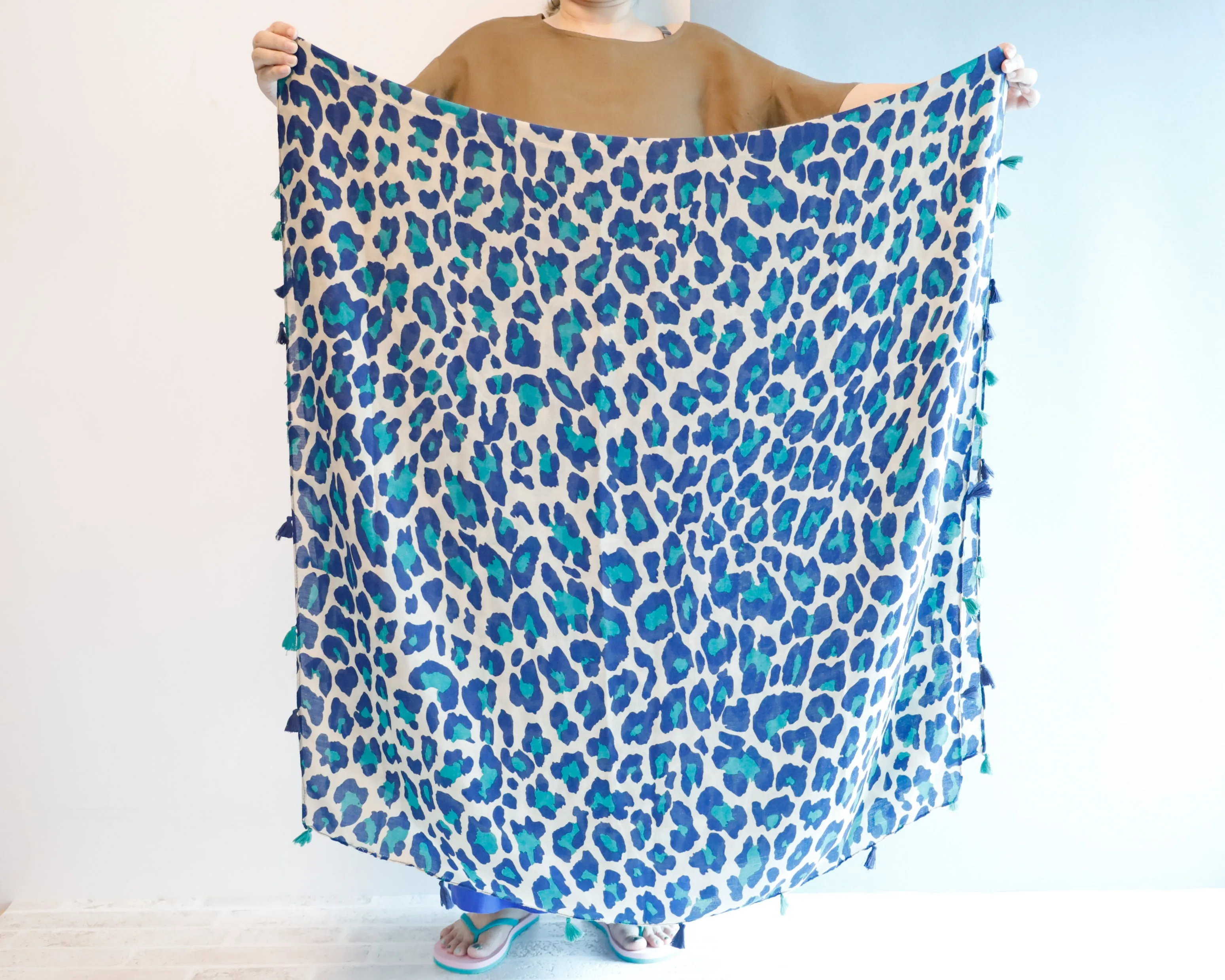 <A13>  PRINTED  Scarf LEOPARD