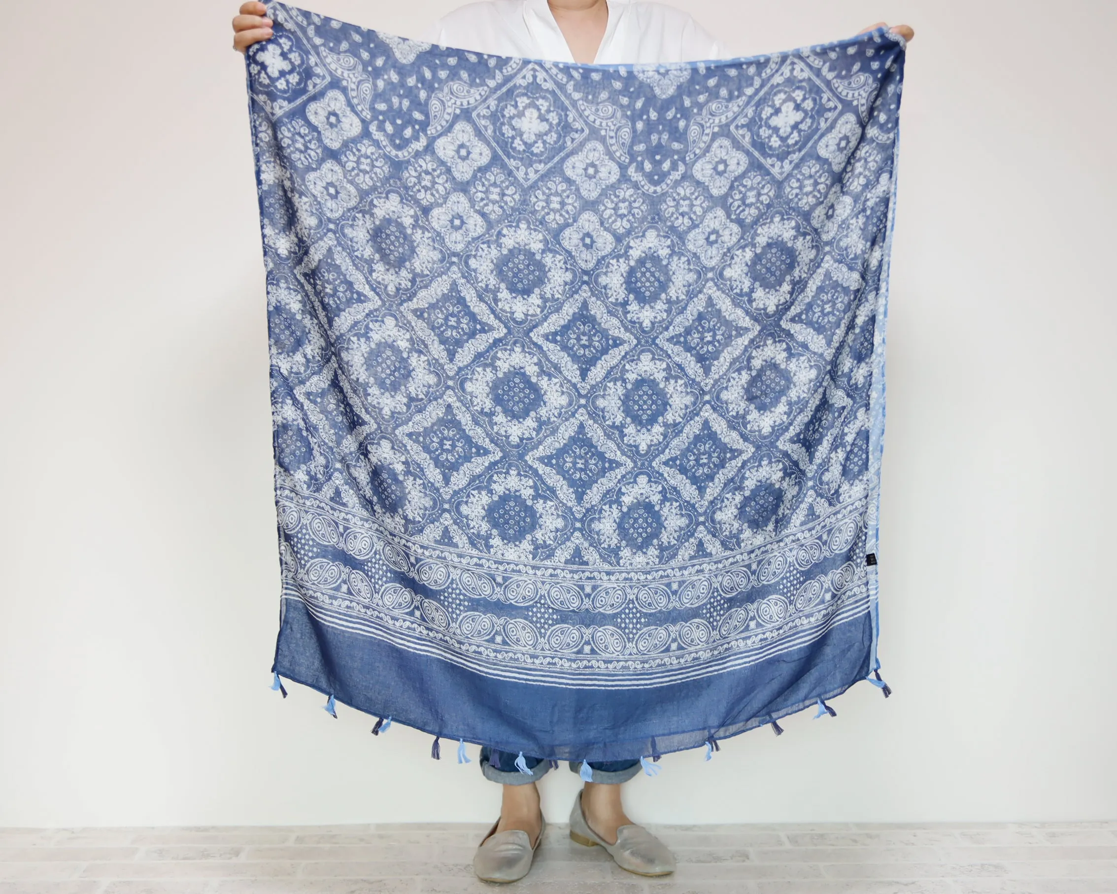 <A19>  PRINTED  Scarf BLUE