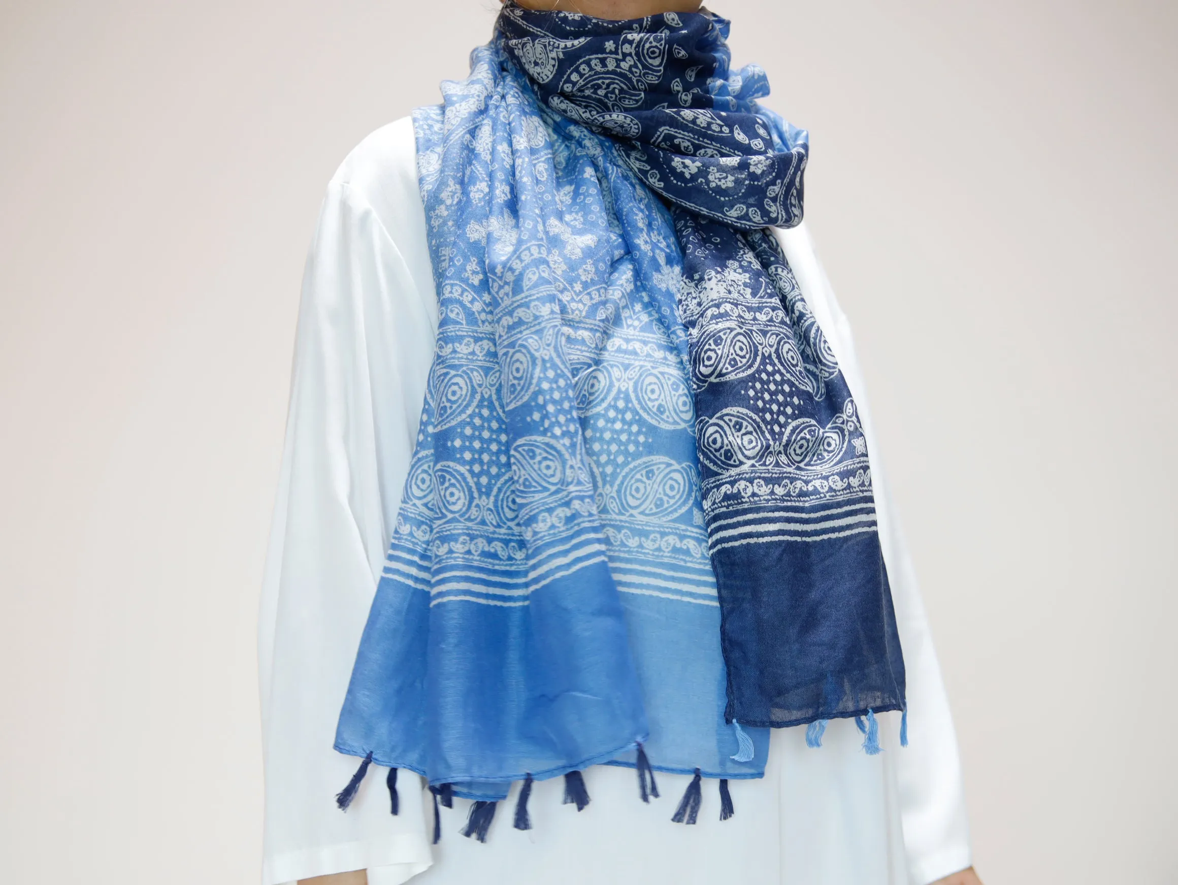 <A19>  PRINTED  Scarf BLUE