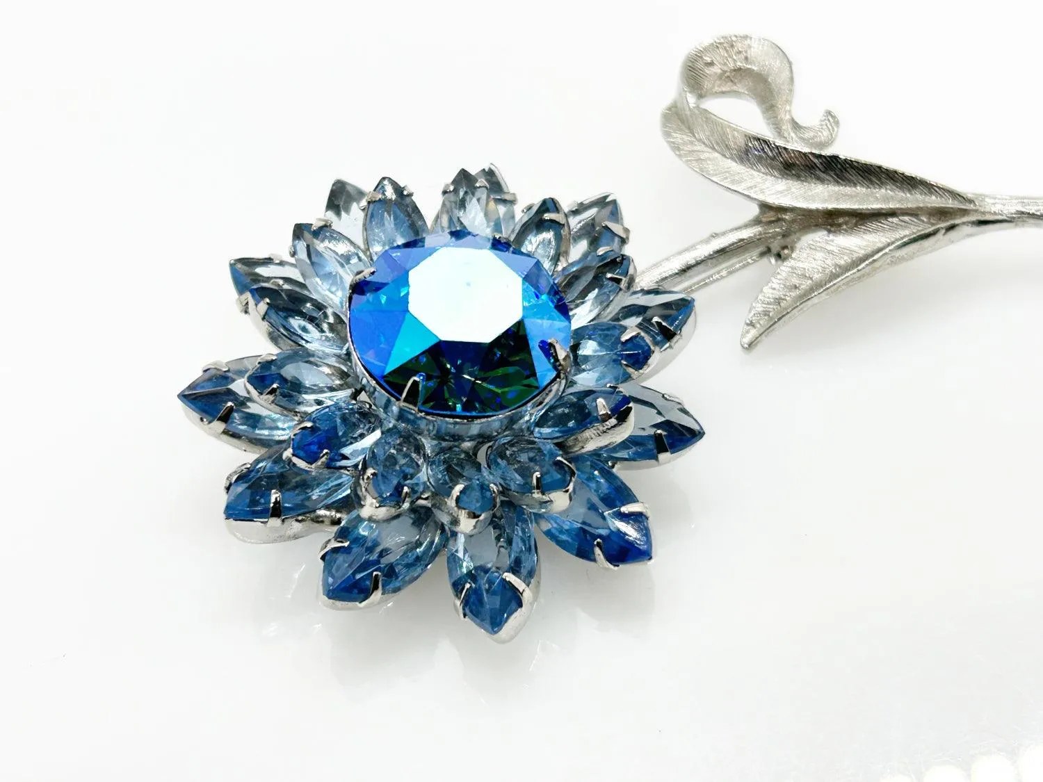 Super Sparkling Big Blue Floral Vintage Brooch