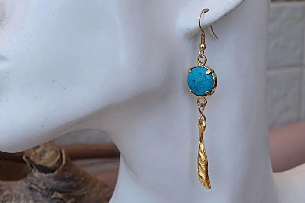 Turquoise gold earrings