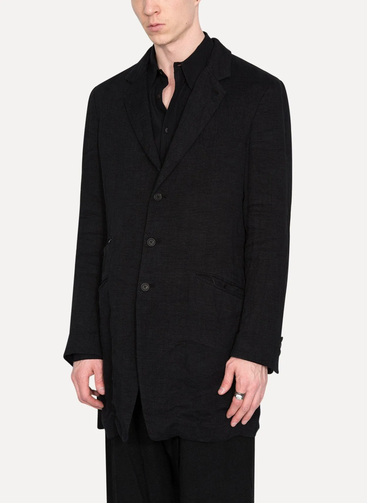 UC008_F14B 3 Buttoned Topcoat