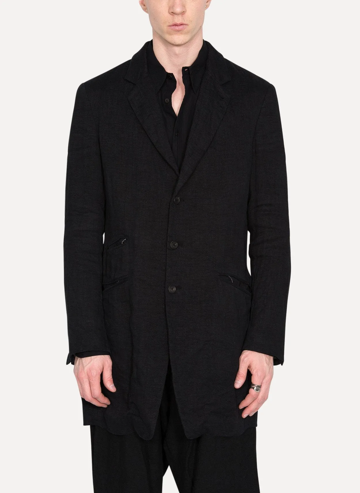 UC008_F14B 3 Buttoned Topcoat