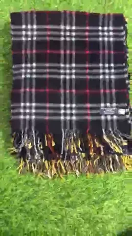 Y2k clueless Burberry scarves